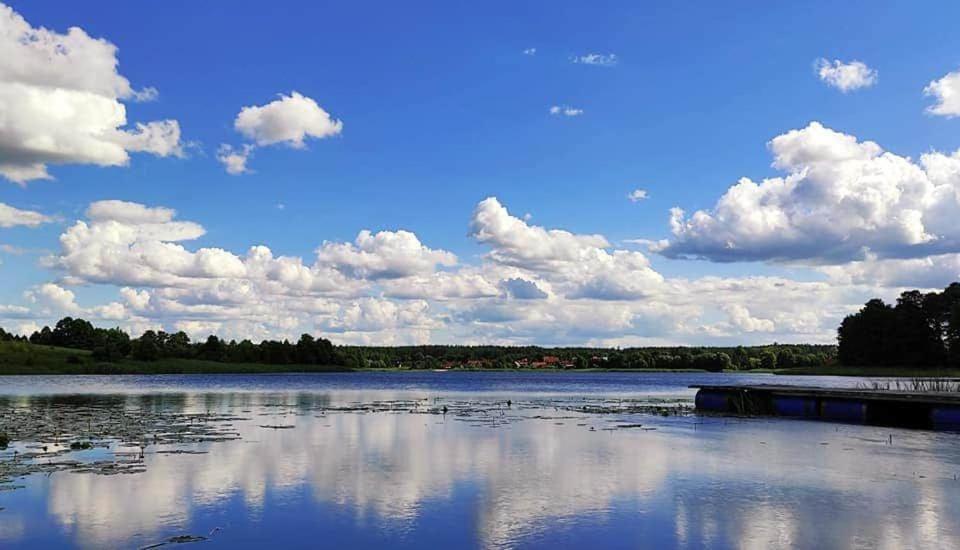 Miedzy Olchami Domek Nad Jeziorem. Noclegi Caloroczne. Cisza, Spokoj. バルチェボ エクステリア 写真