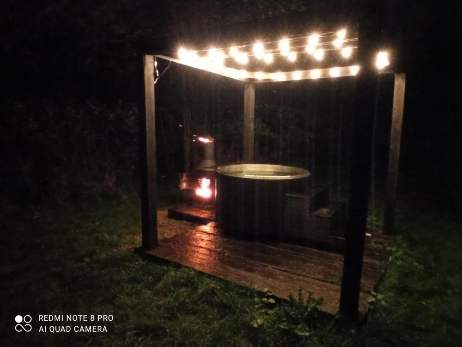 Miedzy Olchami Domek Nad Jeziorem. Noclegi Caloroczne. Cisza, Spokoj. バルチェボ エクステリア 写真