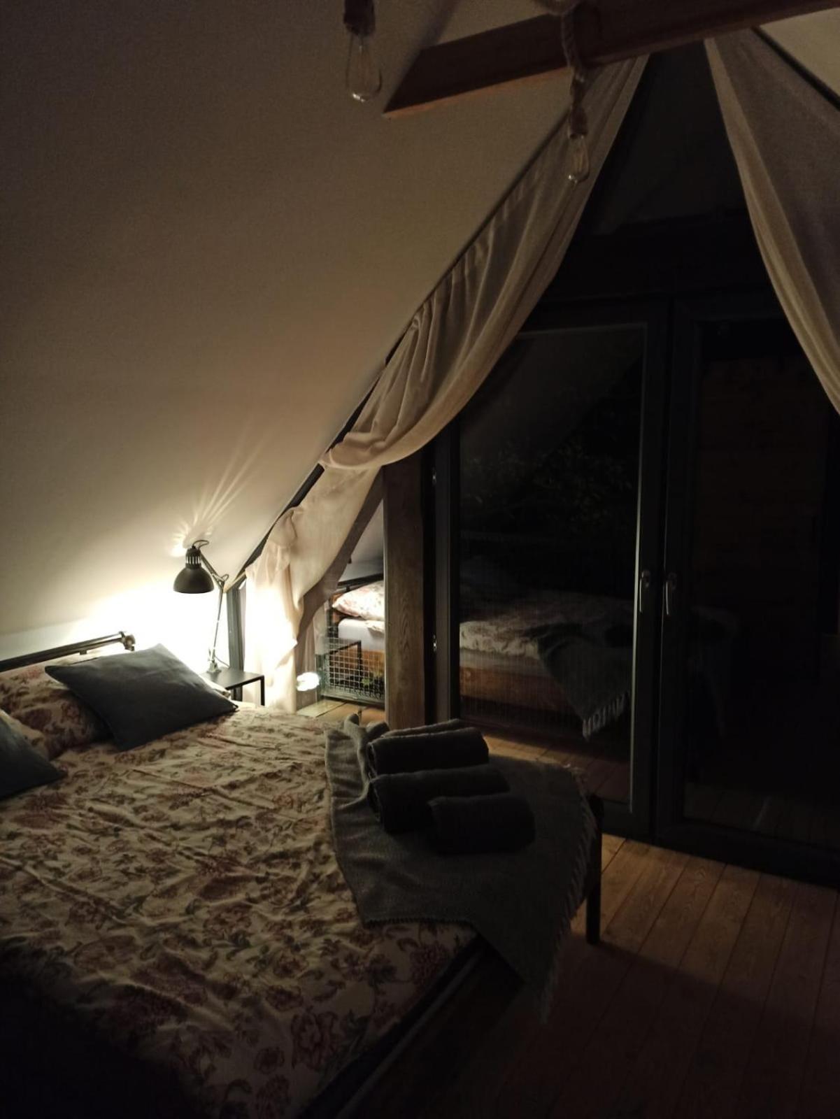 Miedzy Olchami Domek Nad Jeziorem. Noclegi Caloroczne. Cisza, Spokoj. バルチェボ エクステリア 写真